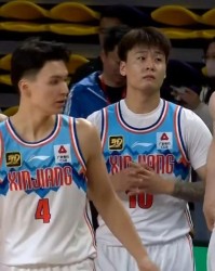 新疆男篮考察两名大外援，达卡里场均24.8+13.6，巴尔文场均18+12