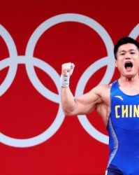 kaiyun.com-四人出战打包带回4金 中国男子举重东奥答卷100分